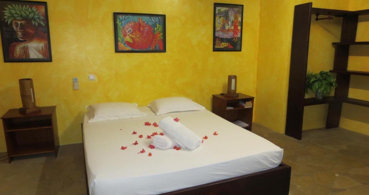 Sunset Hill Lodge Бора Бора Екстериор снимка